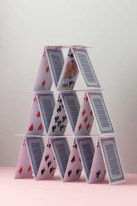 Какие комбинации рук наиболее выигрышные и как их распознать