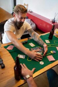 Порядок ставок и этапы игры в Техасский покер